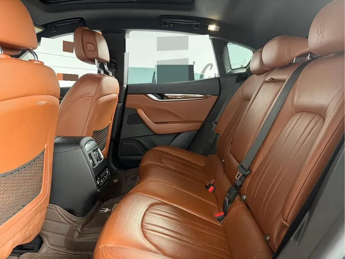 2016 Maserati Levante 3.0T 430HP V6 8AT,autocango,china used car exporter,china ev exporter,chinese used car exporter,chinese used ev exporter