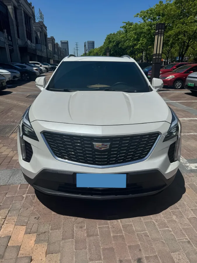 2021 Cadillac XT4 2.0T 237HP L4 9AT,autocango,china used car exporter,china ev exporter,chinese used car exporter,chinese used ev exporter