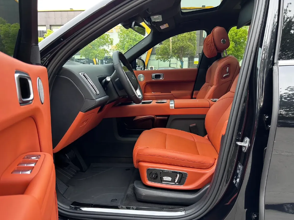 2023 Li L9 Range Extended 154HP REEV 42.6KWH,autocango,china used car exporter,china ev exporter,chinese used car exporter,chinese used ev exporter