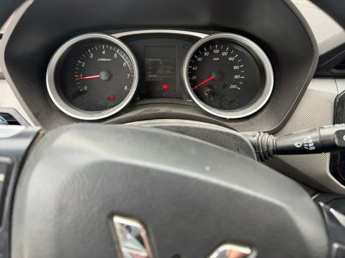 2018 WuLing HongGuang 1.5L 105HP L4 5MT,autocango,china used car exporter,china ev exporter,chinese used car exporter,chinese used ev exporter