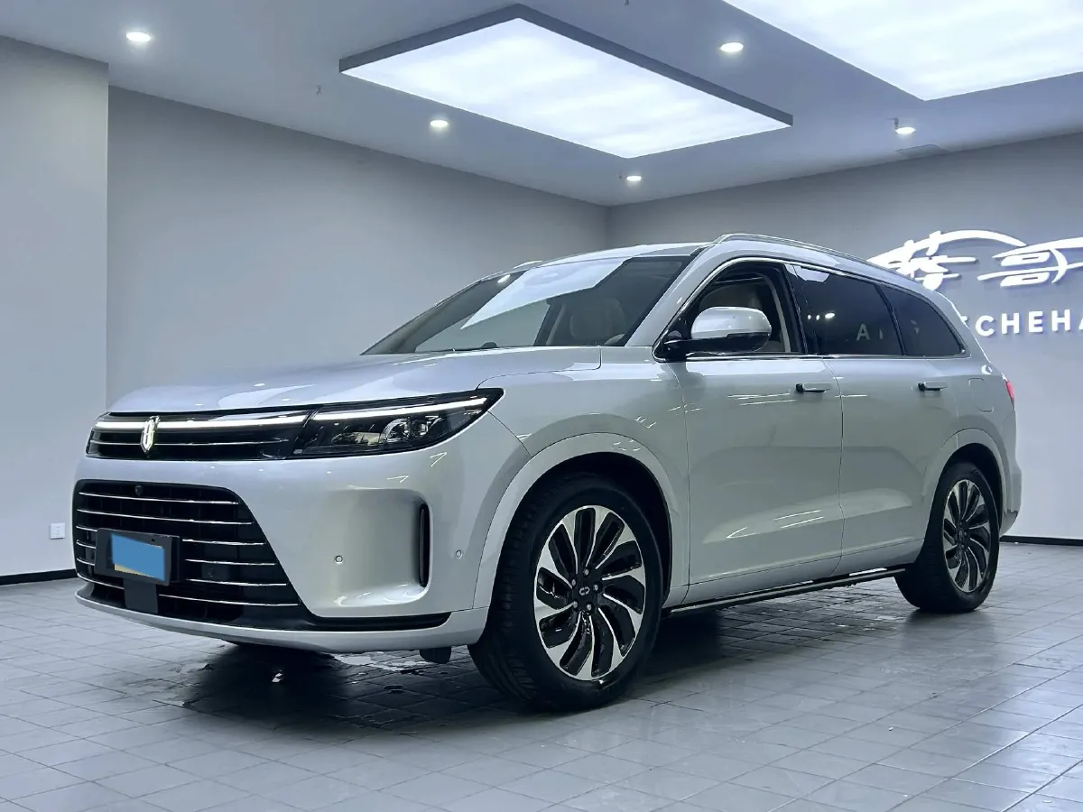 2024 AITO AITO M7 1.5T 152HP L4 REEV 40KWH,autocango,china used car exporter,china ev exporter,chinese used car exporter,chinese used ev exporter