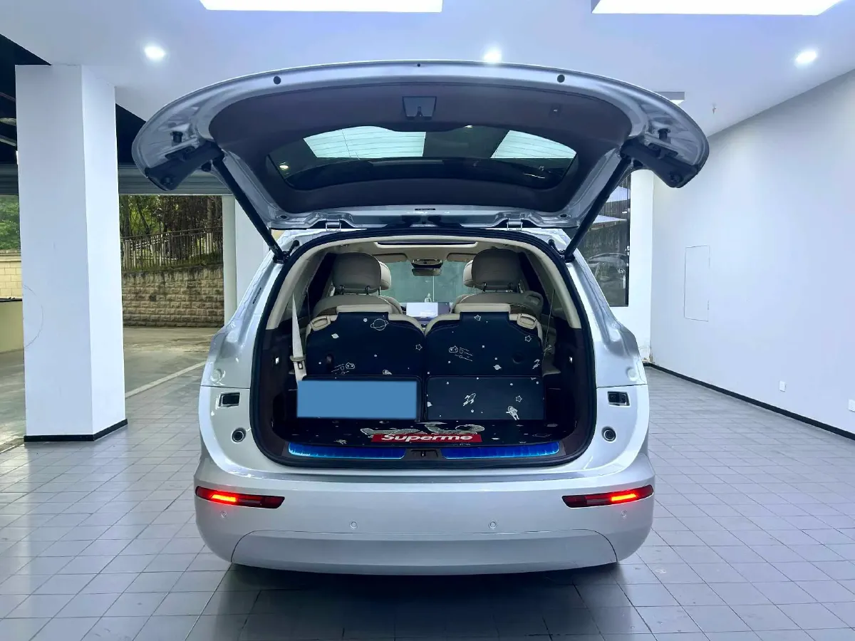 2024 AITO AITO M7 1.5T 152HP L4 REEV 40KWH,autocango,china used car exporter,china ev exporter,chinese used car exporter,chinese used ev exporter