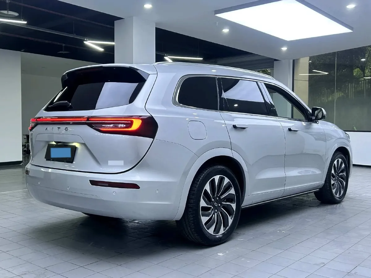 2024 AITO AITO M7 1.5T 152HP L4 REEV 40KWH,autocango,china used car exporter,china ev exporter,chinese used car exporter,chinese used ev exporter