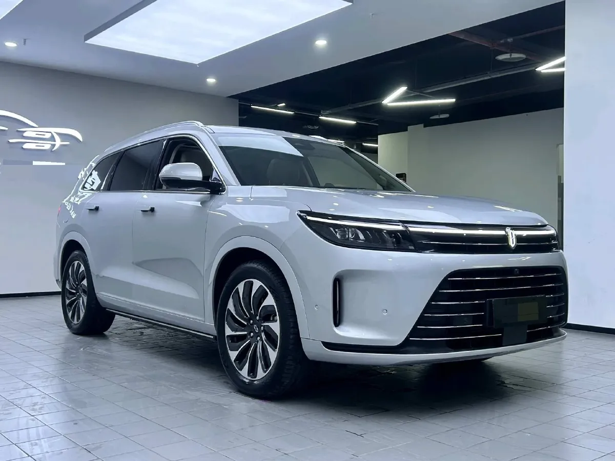 2024 AITO AITO M7 1.5T 152HP L4 REEV 40KWH,autocango,china used car exporter,china ev exporter,chinese used car exporter,chinese used ev exporter
