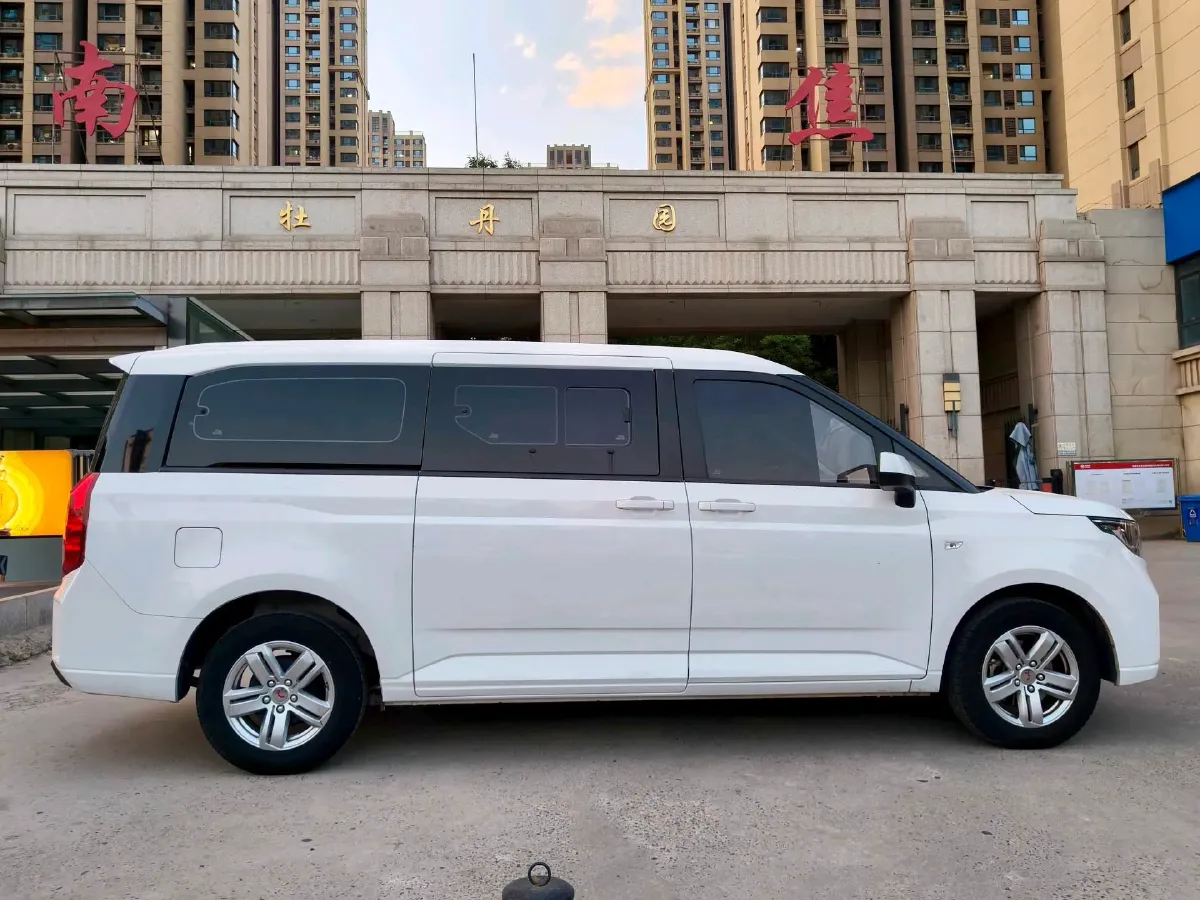 2021 WuLing ZhengChen 1.5T 147HP L4 6MT,autocango,china used car exporter,china ev exporter,chinese used car exporter,chinese used ev exporter