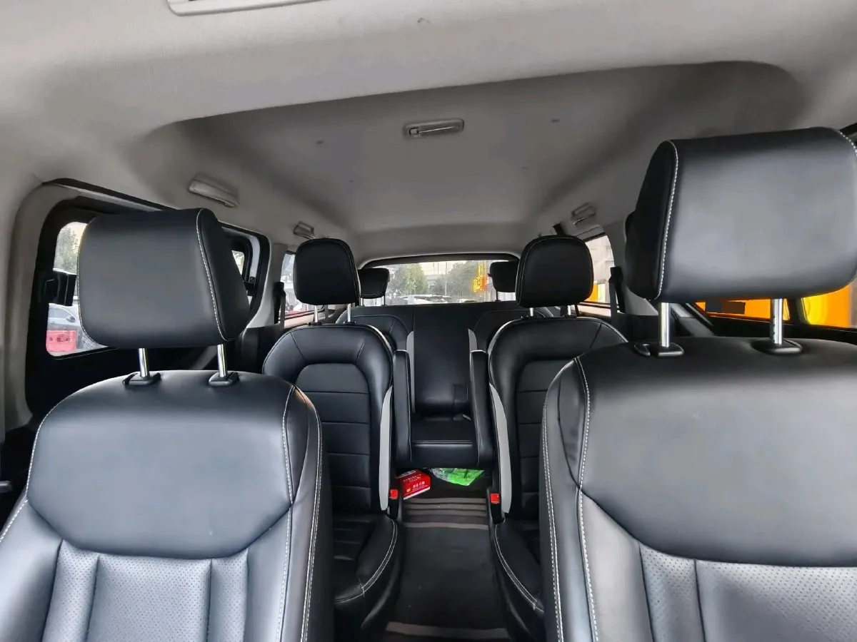 2021 WuLing ZhengChen 1.5T 147HP L4 6MT,autocango,china used car exporter,china ev exporter,chinese used car exporter,chinese used ev exporter