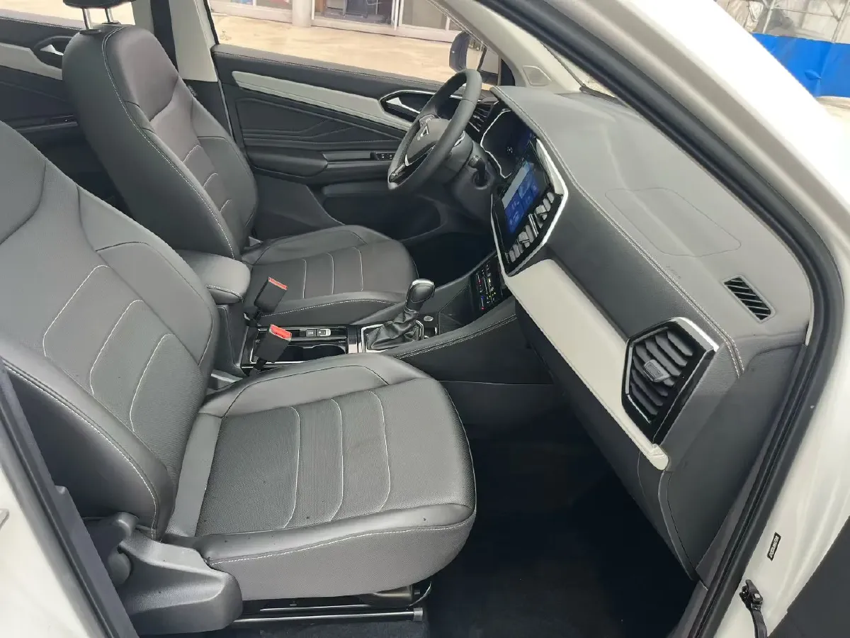 2022 Jetta VS7 1.4T 150HP L4 6AT,autocango,china used car exporter,china ev exporter,chinese used car exporter,chinese used ev exporter