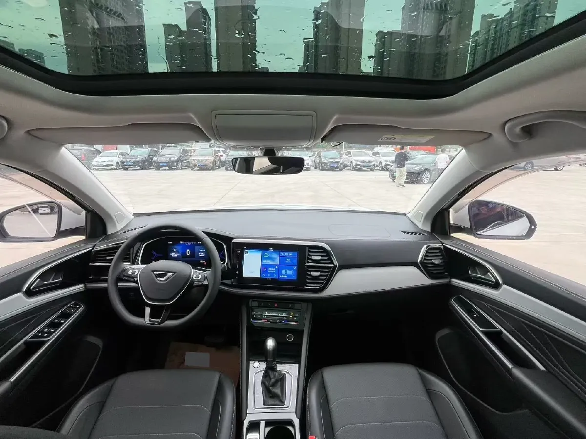 2022 Jetta VS7 1.4T 150HP L4 6AT,autocango,china used car exporter,china ev exporter,chinese used car exporter,chinese used ev exporter