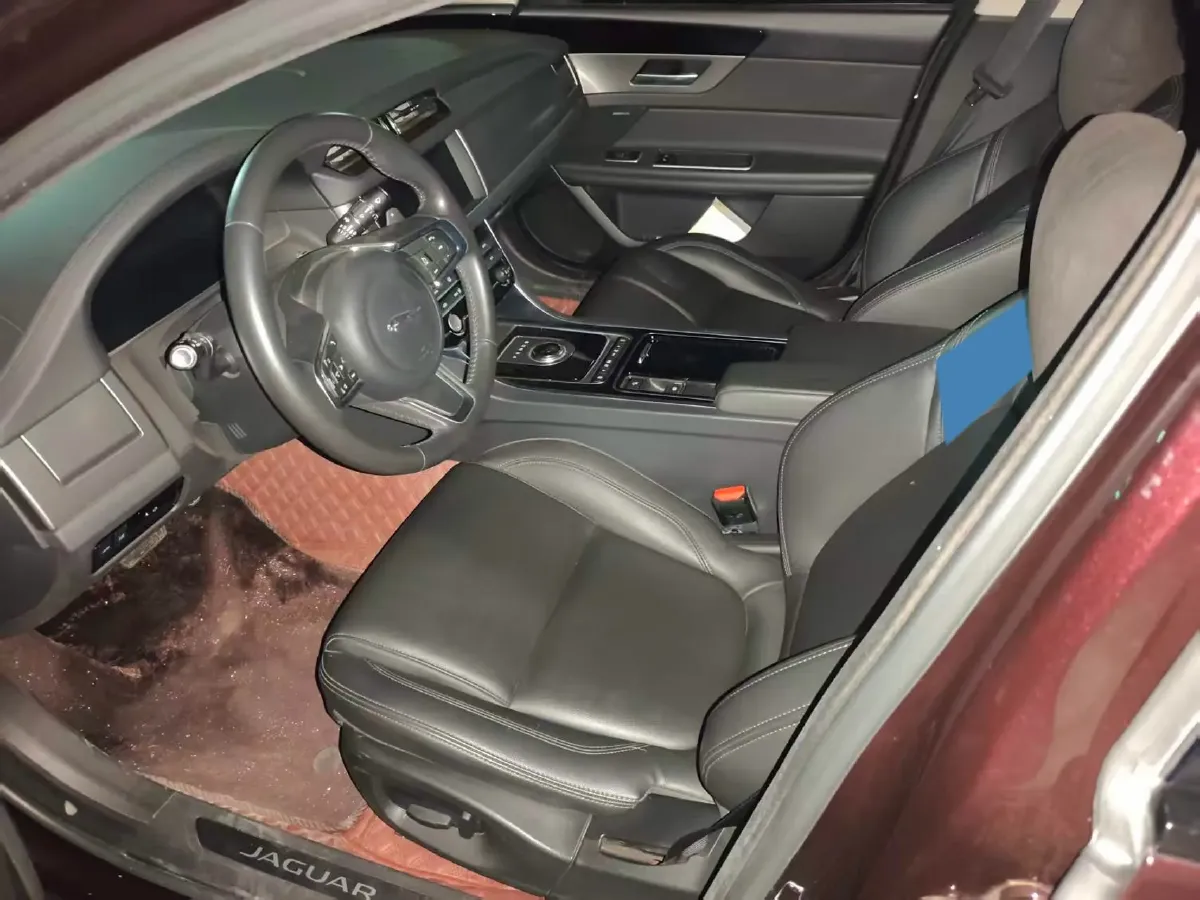 2020 Jaguar XFL 2.0T 200HP L4 8AT,autocango,china used car exporter,china ev exporter,chinese used car exporter,chinese used ev exporter