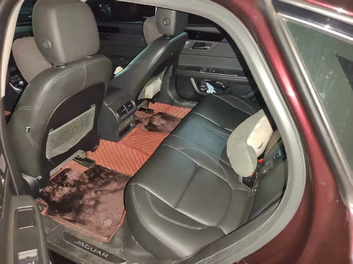 2020 Jaguar XFL 2.0T 200HP L4 8AT,autocango,china used car exporter,china ev exporter,chinese used car exporter,chinese used ev exporter