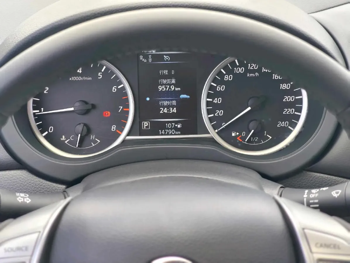 2021 Nissan Tiida 1.6L 122HP L4 CVT,autocango,china used car exporter,china ev exporter,chinese used car exporter,chinese used ev exporter