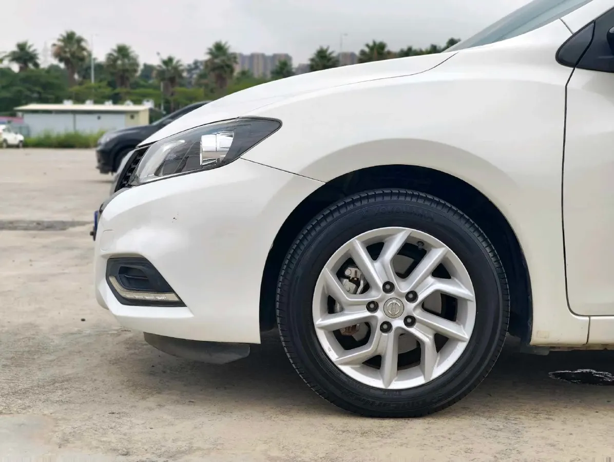 2021 Nissan Tiida 1.6L 122HP L4 CVT,autocango,china used car exporter,china ev exporter,chinese used car exporter,chinese used ev exporter