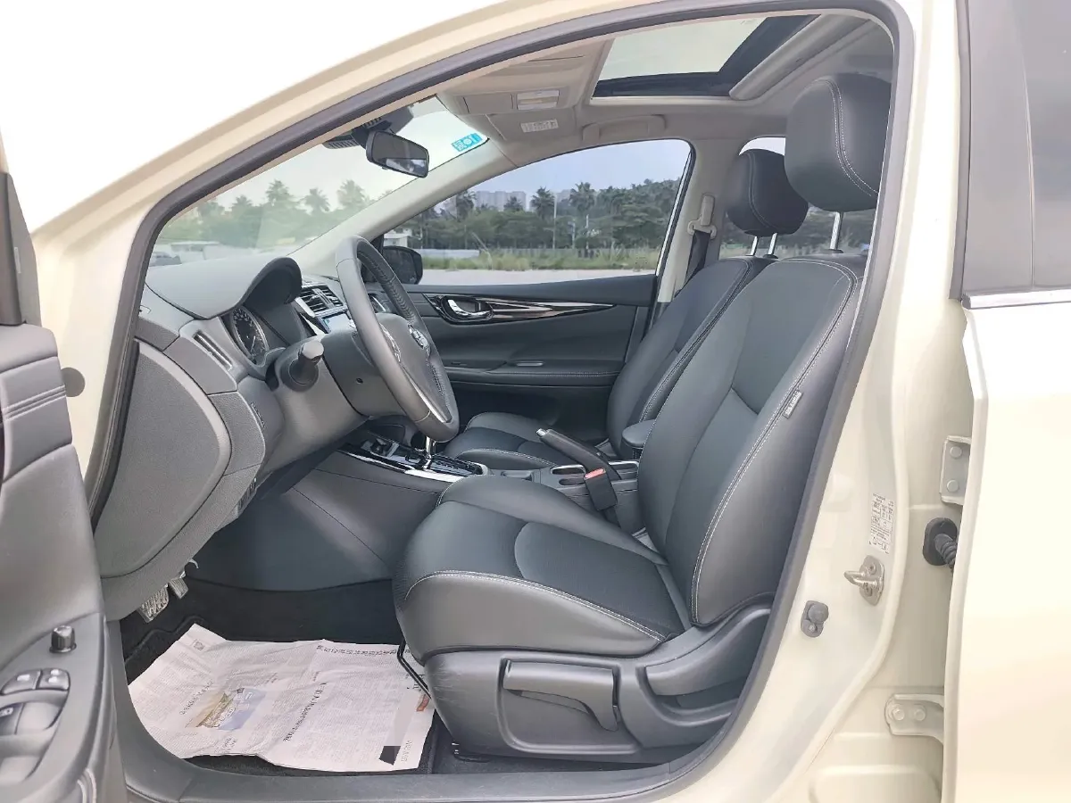 2021 Nissan Tiida 1.6L 122HP L4 CVT,autocango,china used car exporter,china ev exporter,chinese used car exporter,chinese used ev exporter