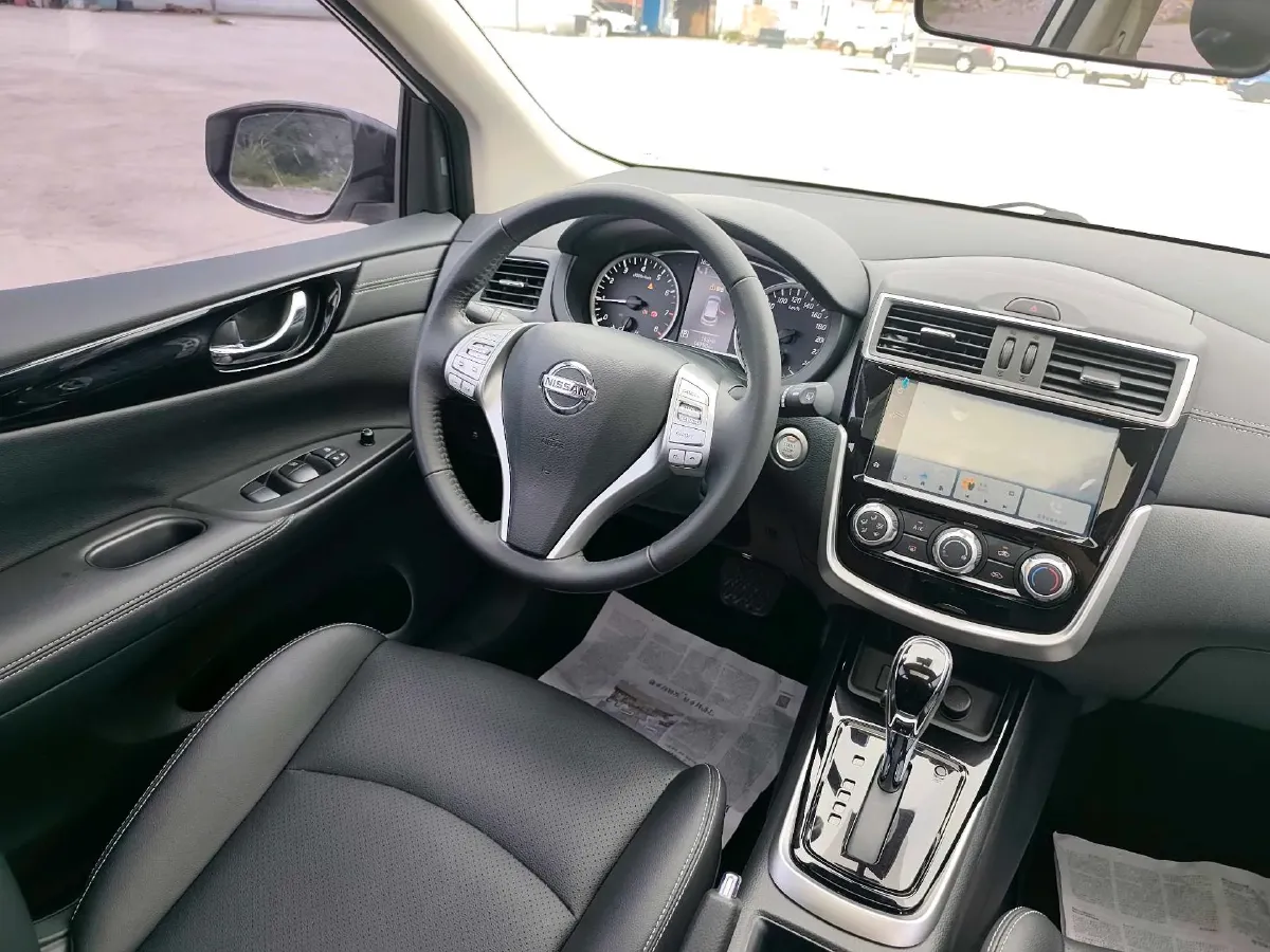 2021 Nissan Tiida 1.6L 122HP L4 CVT,autocango,china used car exporter,china ev exporter,chinese used car exporter,chinese used ev exporter