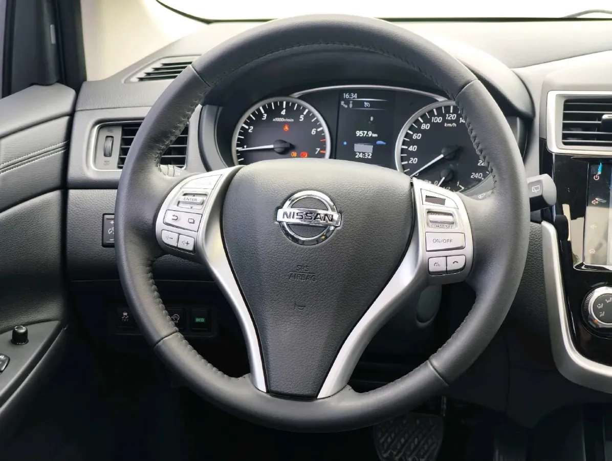 2021 Nissan Tiida 1.6L 122HP L4 CVT,autocango,china used car exporter,china ev exporter,chinese used car exporter,chinese used ev exporter
