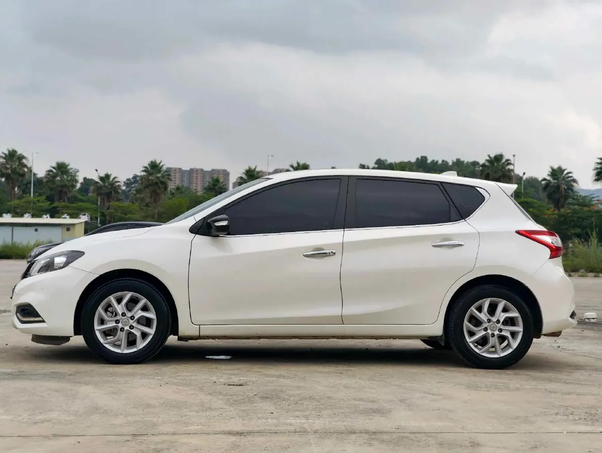 2021 Nissan Tiida 1.6L 122HP L4 CVT,autocango,china used car exporter,china ev exporter,chinese used car exporter,chinese used ev exporter