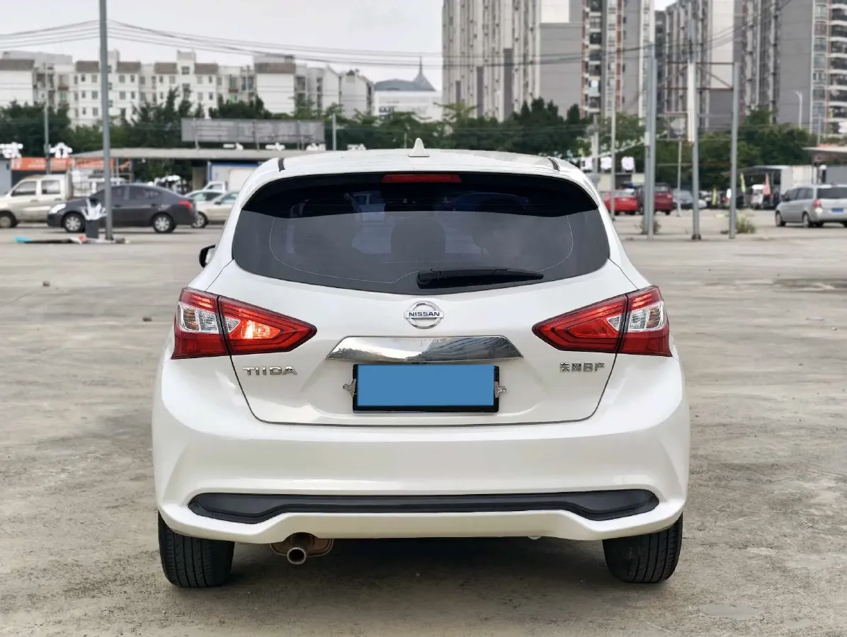 2021 Nissan Tiida 1.6L 122HP L4 CVT,autocango,china used car exporter,china ev exporter,chinese used car exporter,chinese used ev exporter