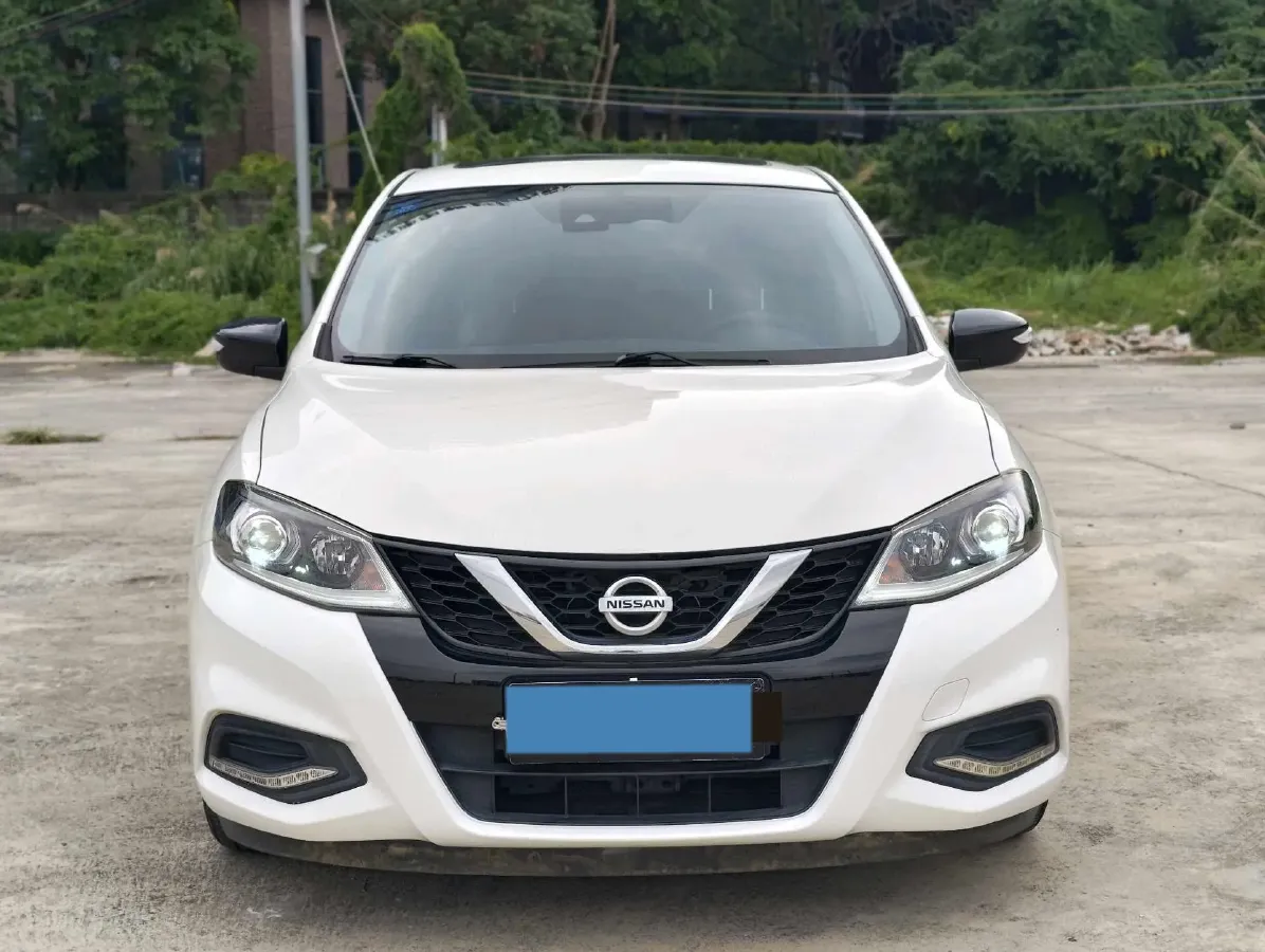 2021 Nissan Tiida 1.6L 122HP L4 CVT,autocango,china used car exporter,china ev exporter,chinese used car exporter,chinese used ev exporter