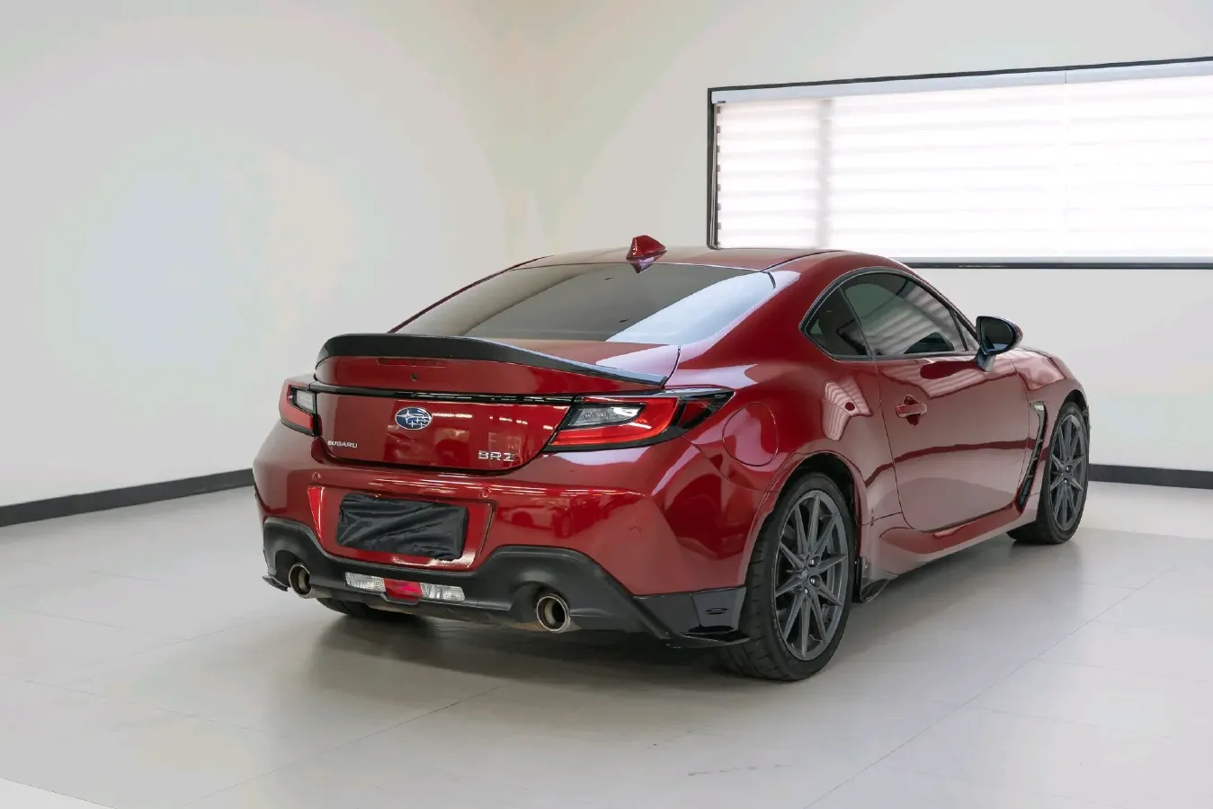 2022 Subaru BRZ 2.4L 234HP H4 6MT,autocango,china used car exporter,china ev exporter,chinese used car exporter,chinese used ev exporter