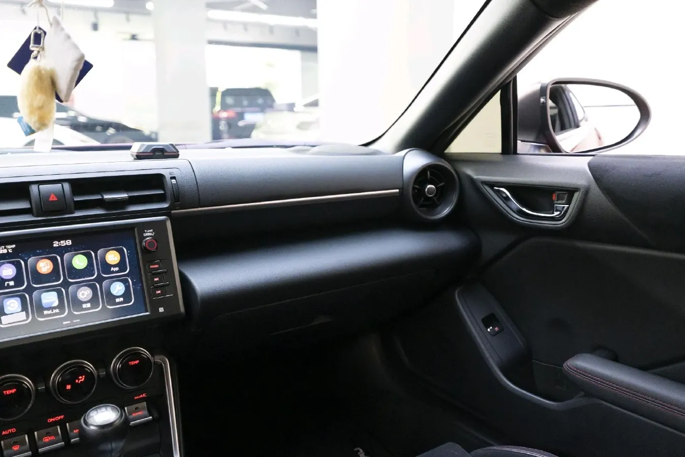 2022 Subaru BRZ 2.4L 234HP H4 6MT,autocango,china used car exporter,china ev exporter,chinese used car exporter,chinese used ev exporter