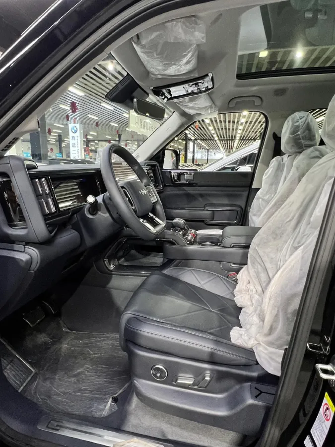 2024 FangChengBao Bao 5 1.5T 194HP L4 E-CVT PHEV 31.8KWH,autocango,china used car exporter,china ev exporter,chinese used car exporter,chinese used ev exporter