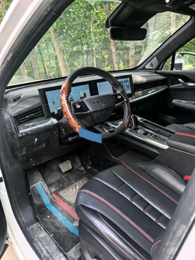 2022 Roewe RX5 MAX 2.0T 231HP L4 8AT,autocango,china used car exporter,china ev exporter,chinese used car exporter,chinese used ev exporter