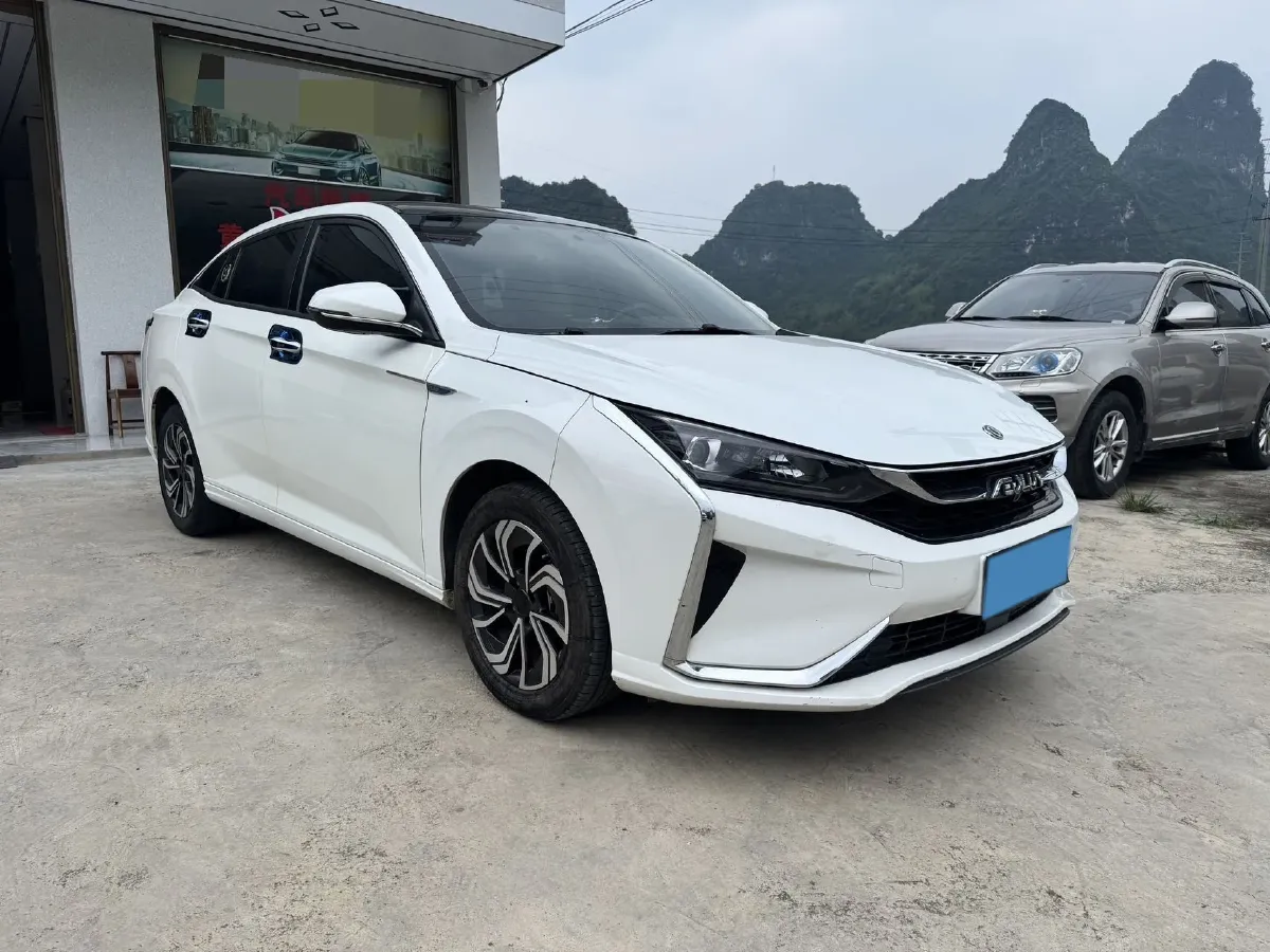 2021 DongFeng Aeolus YiXuan 1.5T 150HP L4 6DCT,autocango,china used car exporter,china ev exporter,chinese used car exporter,chinese used ev exporter