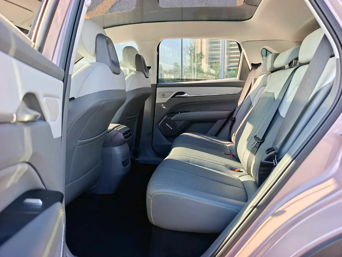 2025 Bestune YueYi 03 BEV 61.47KWH,autocango,china used car exporter,china ev exporter,chinese used car exporter,chinese used ev exporter