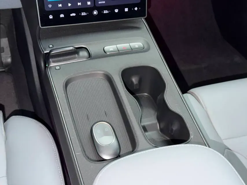 2022 JunTian HeiWuShi Youth 2.0T 203HP L4 6AT,autocango,china used car exporter,china ev exporter,chinese used car exporter,chinese used ev exporter