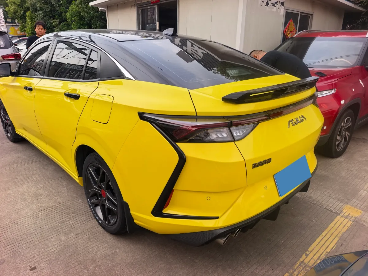 2021 DongFeng Aeolus YiXuan 1.5T 150HP L4 6DCT,autocango,china used car exporter,china ev exporter,chinese used car exporter,chinese used ev exporter