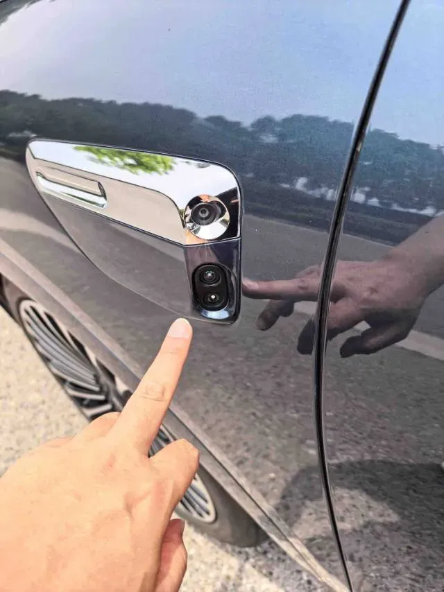 2024 AITO AITO M9 1.5T 152HP L4 REEV 42KWH,autocango,china used car exporter,china ev exporter,chinese used car exporter,chinese used ev exporter