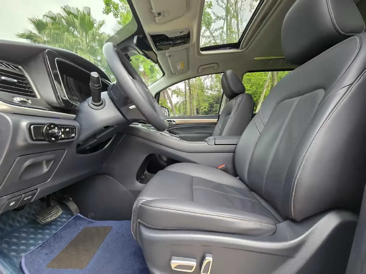 2021 GAC Trumpchi M8 2.0T 252HP L4 8AT,autocango,china used car exporter,china ev exporter,chinese used car exporter,chinese used ev exporter