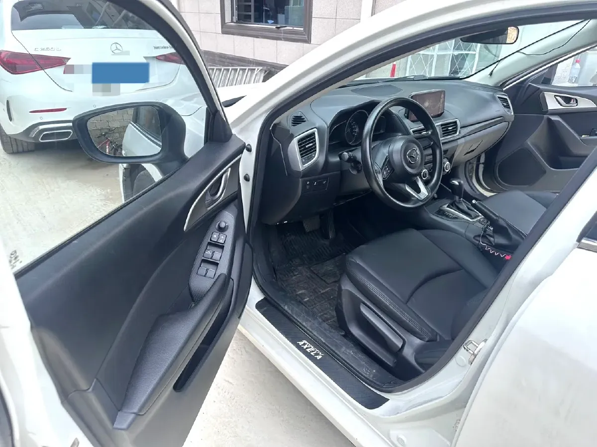 2017 Mazda 3 Axela 1.5L 117HP L4 6AT,autocango,china used car exporter,china ev exporter,chinese used car exporter,chinese used ev exporter