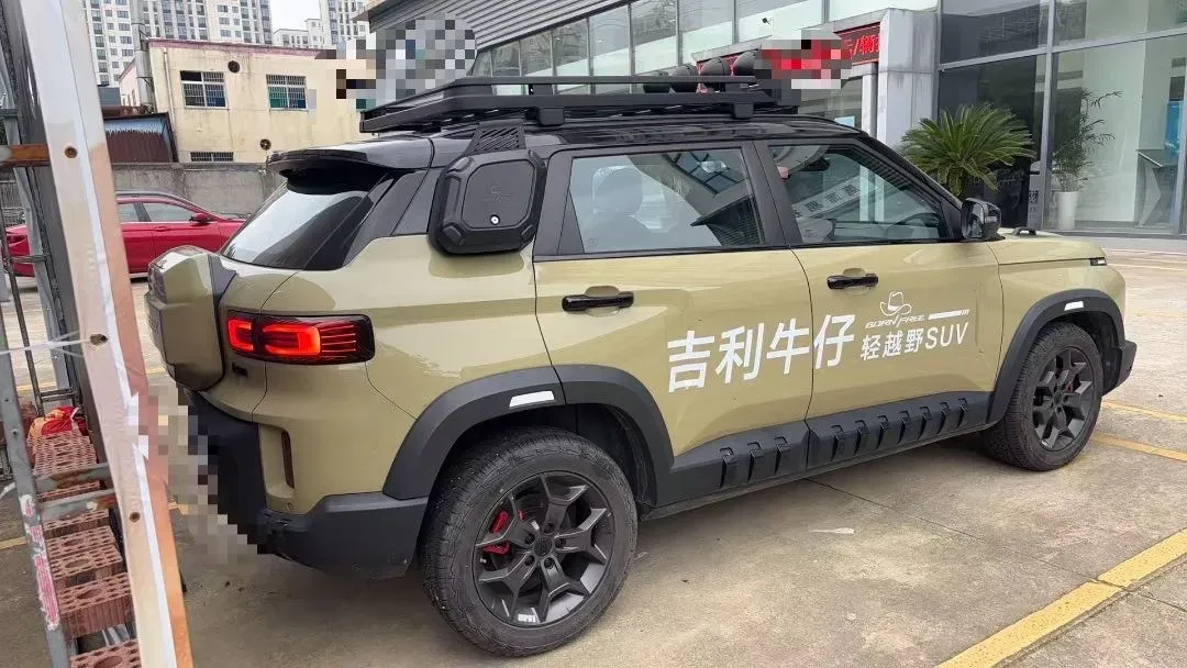 2025 Geely Cowboy 1.5T 181HP L4 7DCT,autocango,china used car exporter,china ev exporter,chinese used car exporter,chinese used ev exporter