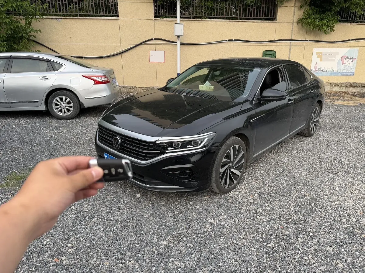 2022 Xpeng P7 BEV 60.2KWH,autocango,china used car exporter,china ev exporter,chinese used car exporter,chinese used ev exporter