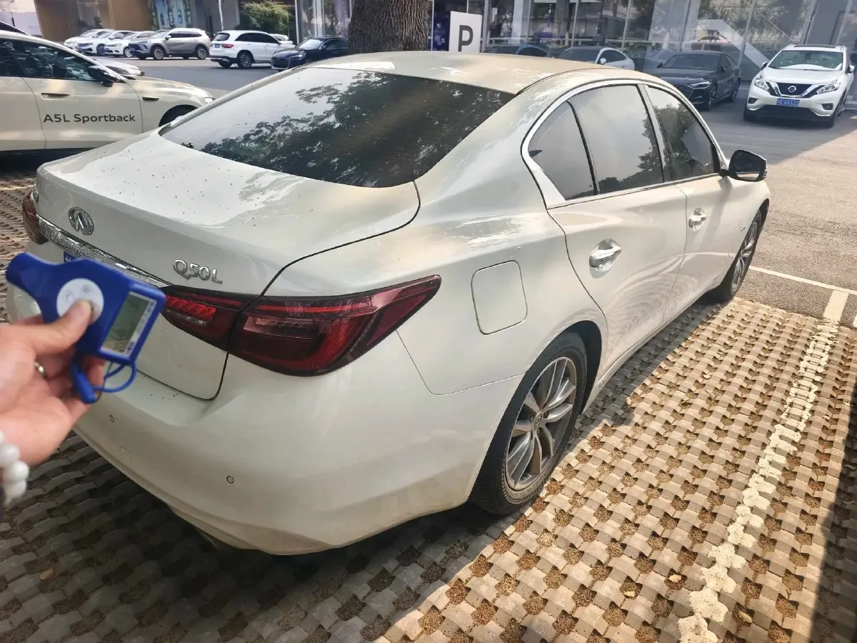 2022 Infiniti Q50L 2.0T 211HP L4 7AT,autocango,china used car exporter,china ev exporter,chinese used car exporter,chinese used ev exporter