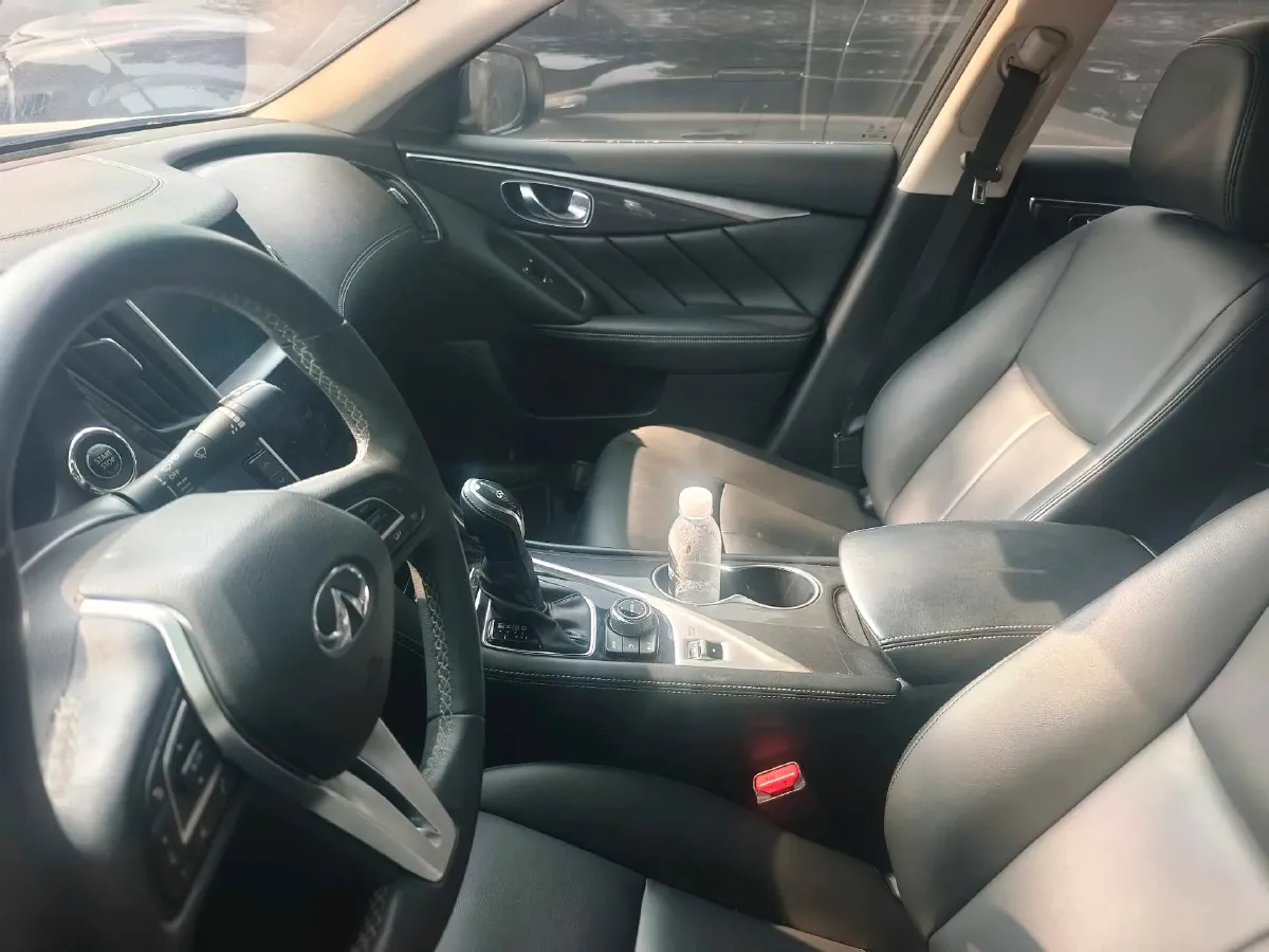 2022 Infiniti Q50L 2.0T 211HP L4 7AT,autocango,china used car exporter,china ev exporter,chinese used car exporter,chinese used ev exporter