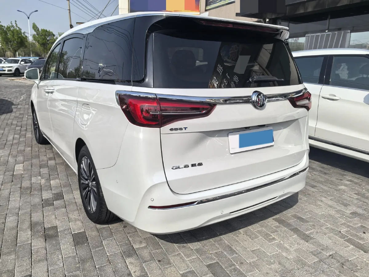 2021 Buick GL8 2.0T 237HP L4 9AT,autocango,china used car exporter,china ev exporter,chinese used car exporter,chinese used ev exporter
