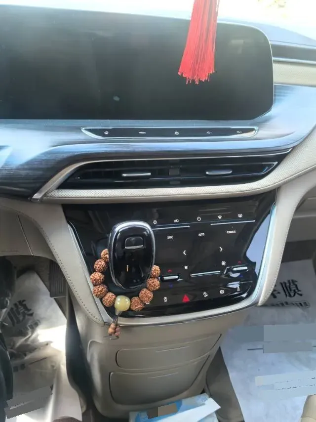 2020 Buick GL8 2.0T 237HP L4 9AT,autocango,china used car exporter,china ev exporter,chinese used car exporter,chinese used ev exporter