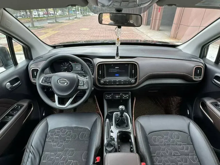 2017 GAC Trumpchi GS3 1.5L 114HP L4 5MT,autocango,china used car exporter,china ev exporter,chinese used car exporter,chinese used ev exporter