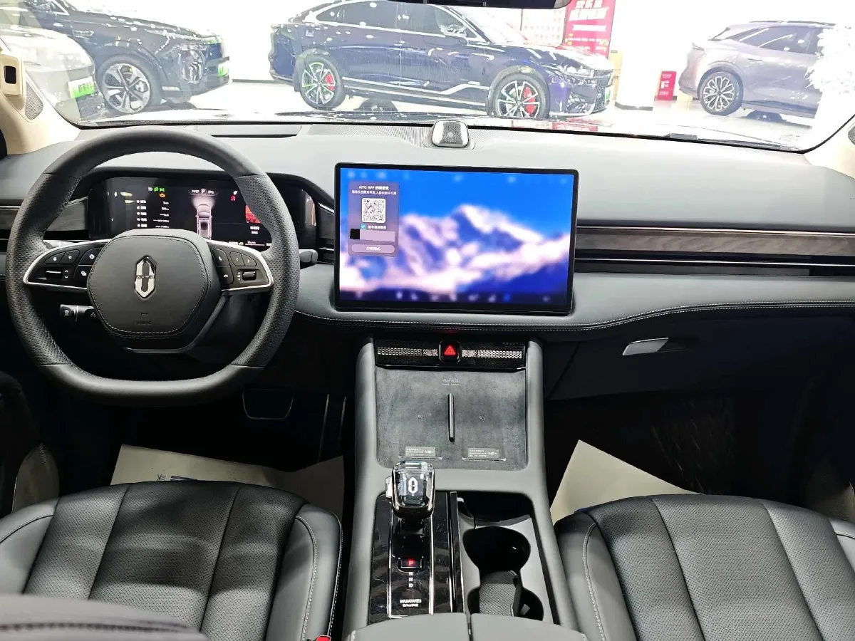 2024 AITO AITO M7 1.5T 152HP L4 REEV 40KWH,autocango,china used car exporter,china ev exporter,chinese used car exporter,chinese used ev exporter