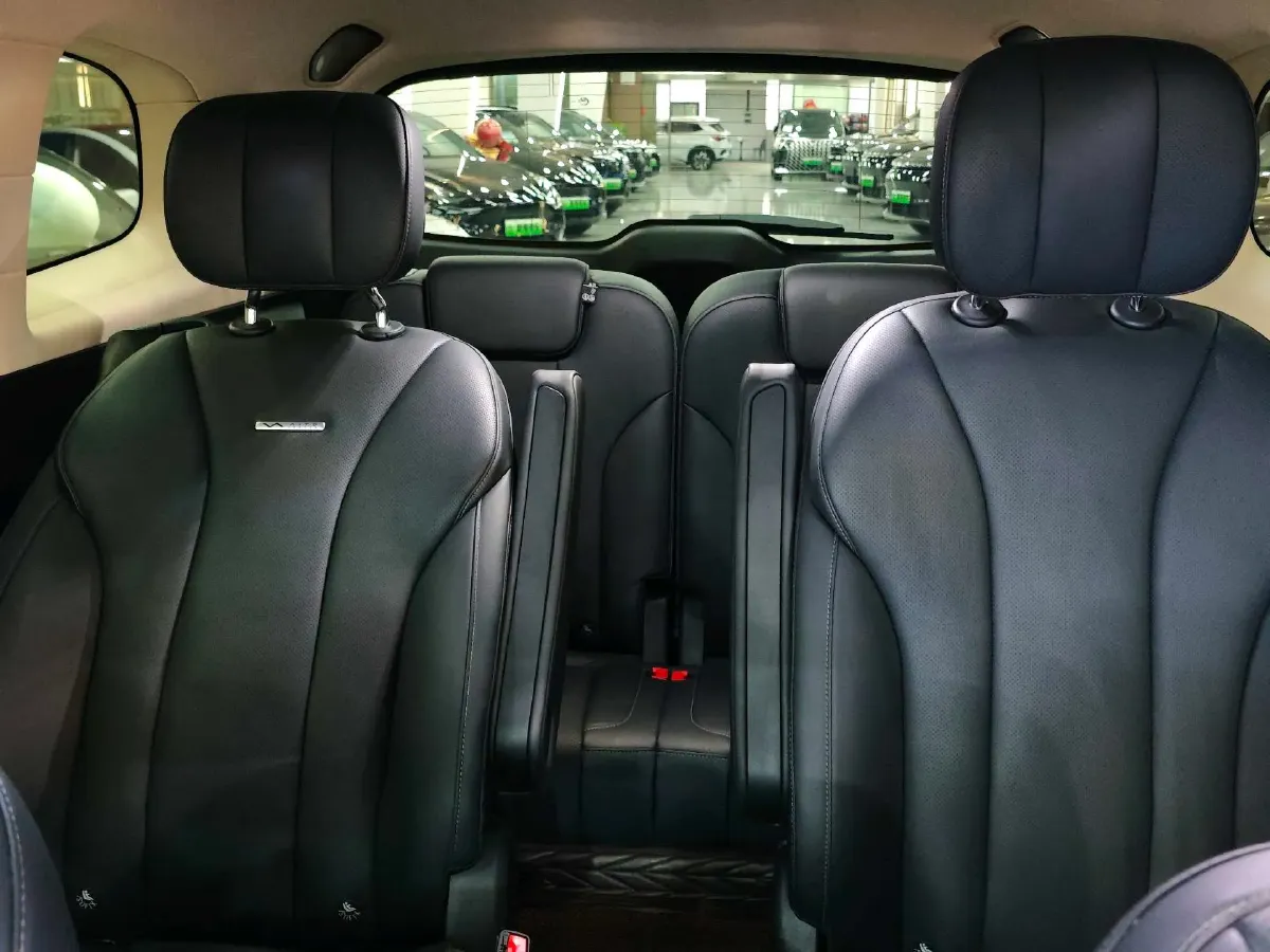 2024 AITO AITO M7 1.5T 152HP L4 REEV 40KWH,autocango,china used car exporter,china ev exporter,chinese used car exporter,chinese used ev exporter