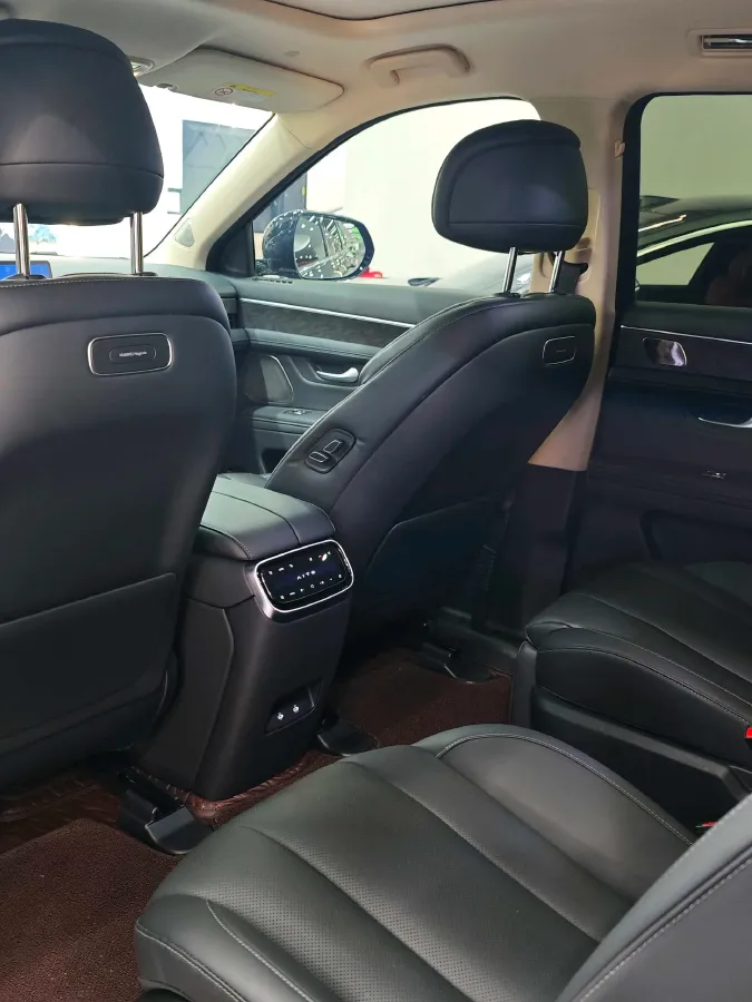 2024 AITO AITO M7 1.5T 152HP L4 REEV 40KWH,autocango,china used car exporter,china ev exporter,chinese used car exporter,chinese used ev exporter
