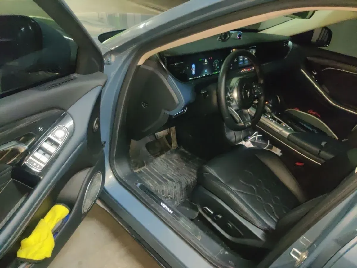 2021 Voyah FREE Range Extended 109HP REEV 33KWH,autocango,china used car exporter,china ev exporter,chinese used car exporter,chinese used ev exporter