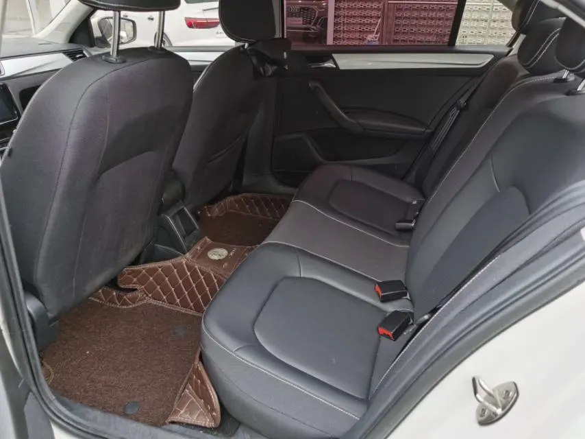 2020 Skoda Rapid 1.5L 112HP L4 5MT,autocango,china used car exporter,china ev exporter,chinese used car exporter,chinese used ev exporter