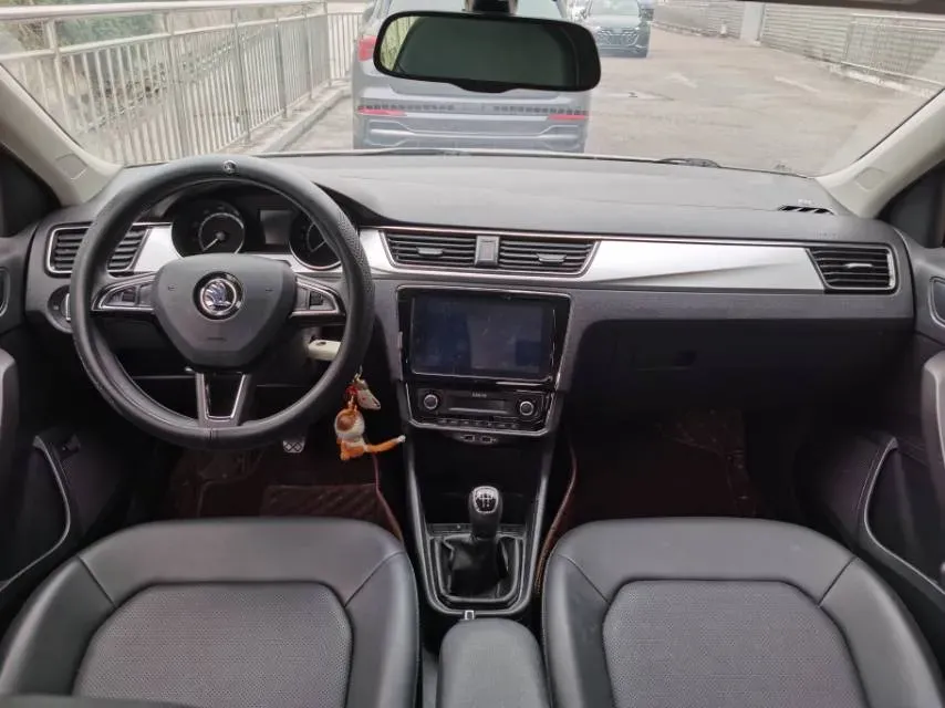 2020 Skoda Rapid 1.5L 112HP L4 5MT,autocango,china used car exporter,china ev exporter,chinese used car exporter,chinese used ev exporter