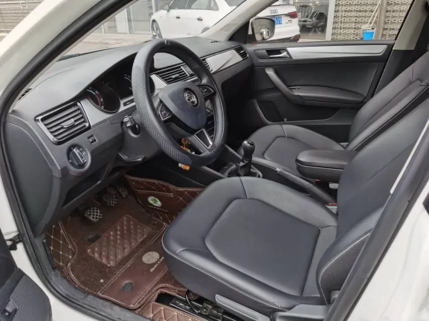 2020 Skoda Rapid 1.5L 112HP L4 5MT,autocango,china used car exporter,china ev exporter,chinese used car exporter,chinese used ev exporter