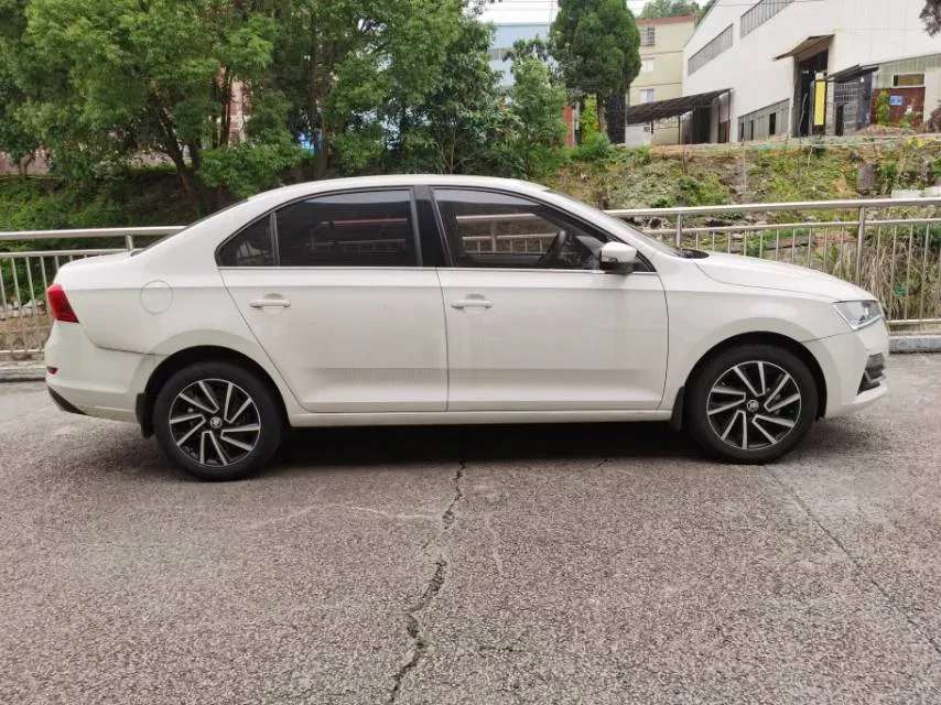 2020 Skoda Rapid 1.5L 112HP L4 5MT,autocango,china used car exporter,china ev exporter,chinese used car exporter,chinese used ev exporter