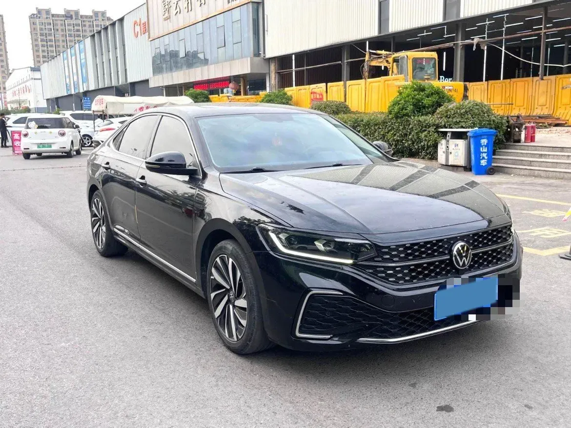 2022 Skoda Kodiak GT 2.0T 186HP L4 7DCT,autocango,china used car exporter,china ev exporter,chinese used car exporter,chinese used ev exporter