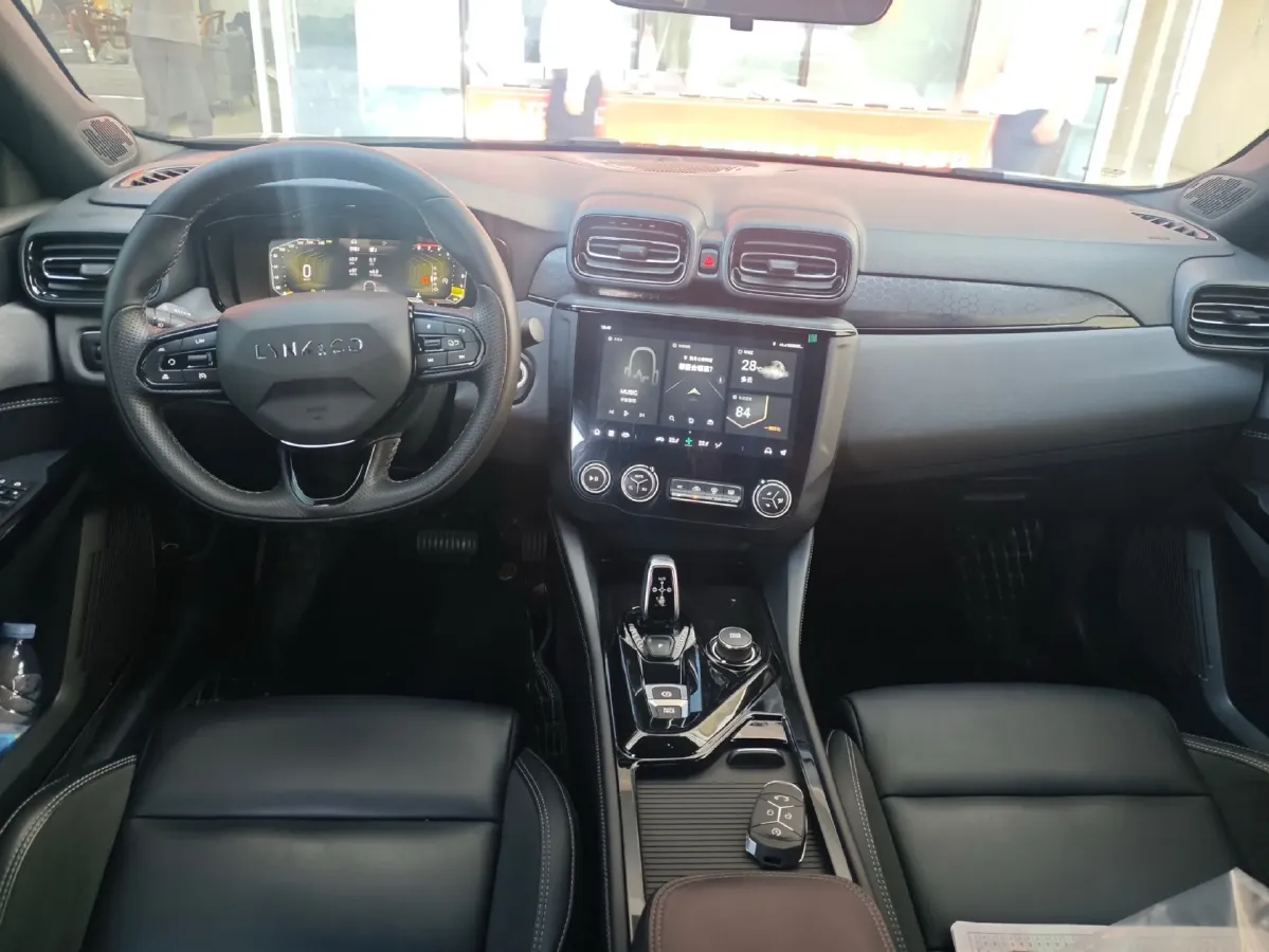 2022 LYNK&CO 03 2.0T 190HP L4 7DCT,autocango,china used car exporter,china ev exporter,chinese used car exporter,chinese used ev exporter